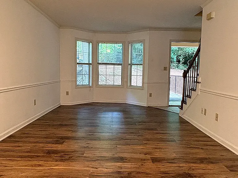 133 Sleepy Creek Dr — Photo 4