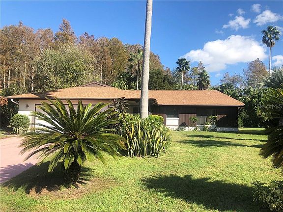 2nd image of 10625 Lazy Lake Dr