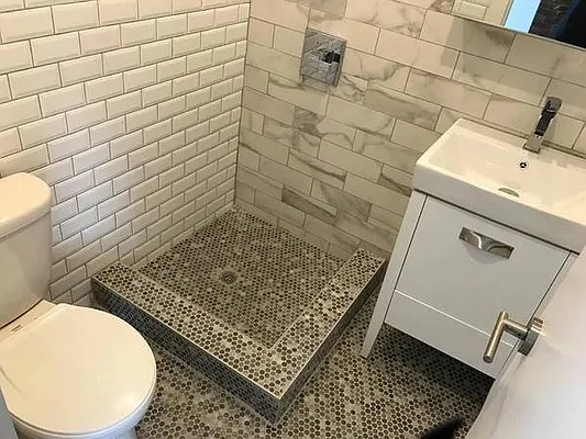 Rented by Premier Metro Realty Corp | media 23