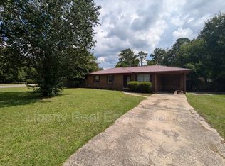 13 Palm Dr, Hinesville, GA 31313