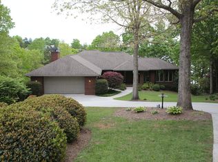 223 Wynmere Way, Seneca, SC 29672