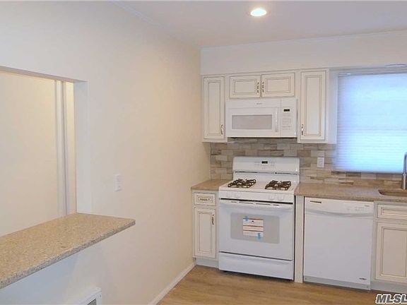 3rd image of 548 E Penn St