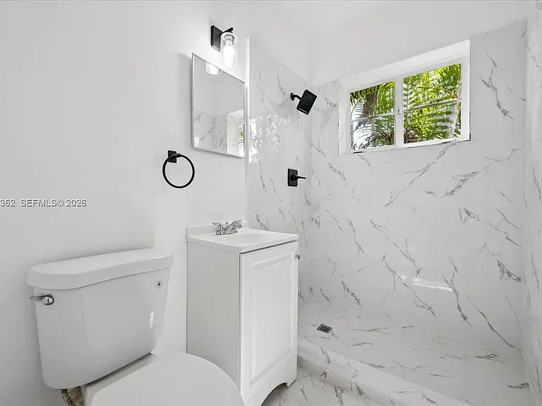 2750 SW 26th St #MAIN — Photo 16