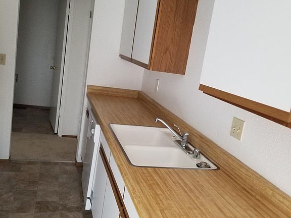 3rd image of 2119 Overlook Dr Unit B