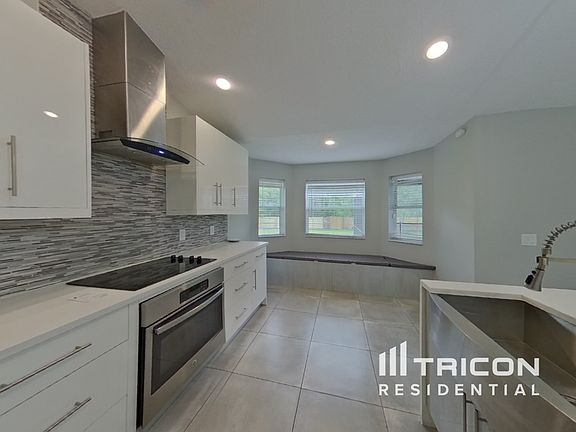 4th image of 2400 Foxboro Ct