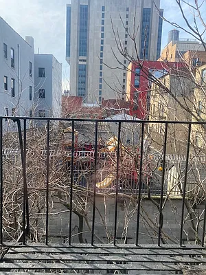 Rented by RV Realty | media 15