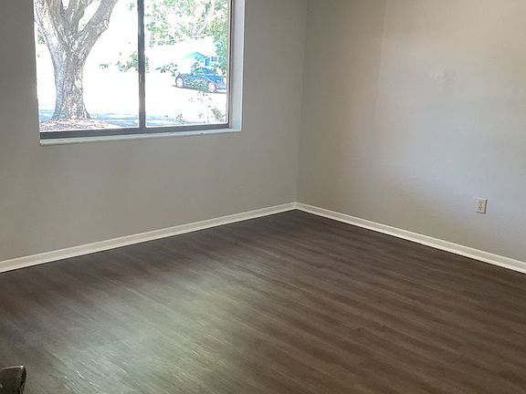 5th image of 300 Lake Gem Pkwy NE #Be0169c5f