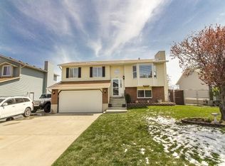 6927 S Beargrass Rd, West Jordan, UT 84081