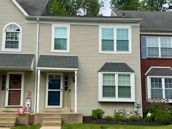 47 Eusden Dr, Aston, PA 19014