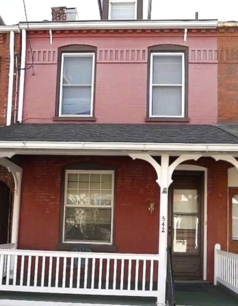4 bed, 514 sqft, $1,500 — Photo 1
