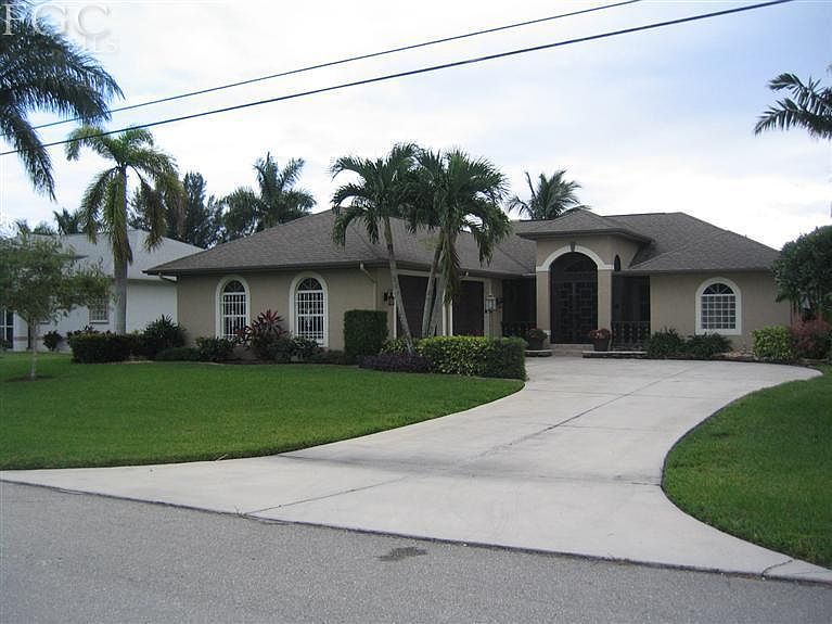 1st image of 140 SE 24th St