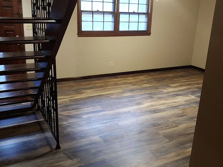 2104 S Broadway St — Photo 13