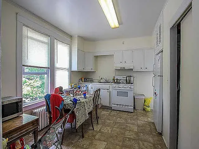 2 Forest Ave #2B — Photo 5