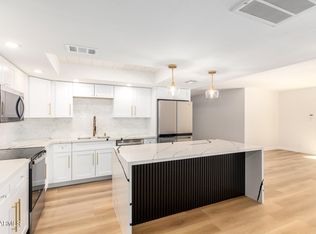 7920 E Camelback Rd UNIT 301, Scottsdale, AZ 85251