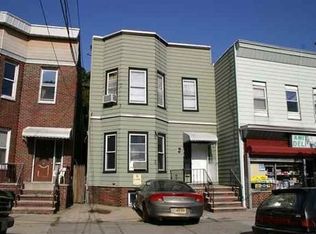 1813 Kerrigan Ave, Union City, NJ 07087