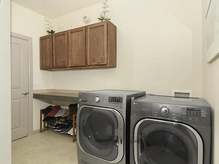 1512 N Jefferson St — Photo 16