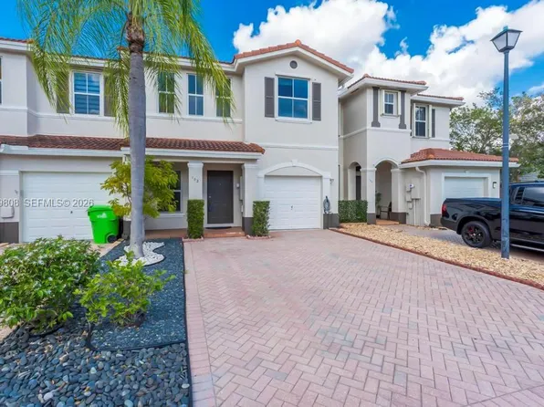 102 Riverwalk Cir, Sunrise, FL 33326