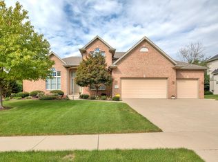 2202 Foxtail Rd, Bloomington, IL 61704