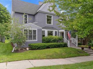 714 State St, Petoskey, MI 49770