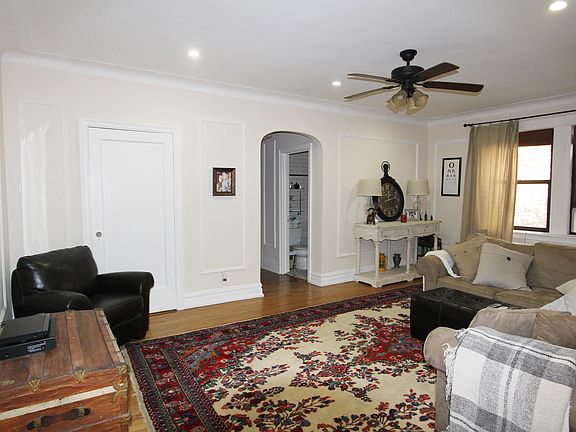 3rd image of 3 Franklin Ave APT 2K