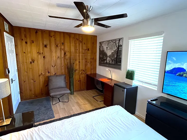 346 Clifton Ave — Photo 7