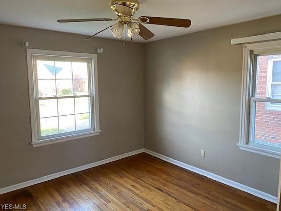 5th image of 3011 Grovewood Ave