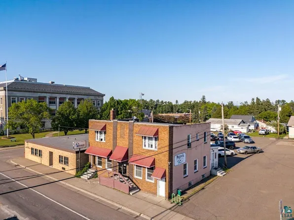 206 3rd St, Carlton, MN 55718