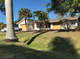 2585 Clipper Way, Naples, FL 34104