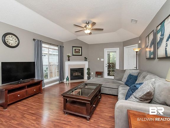 5th image of 7359 Willow Pointe Dr N