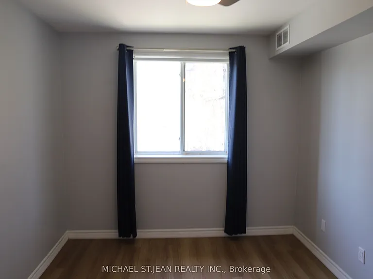 28 Victoria Ave N #314 — Photo 7