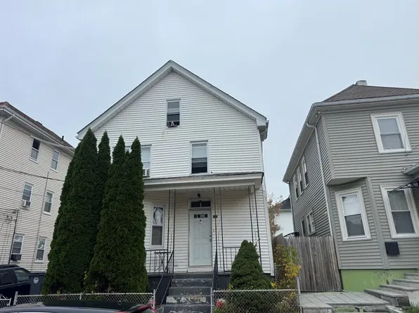 127 Indiana Ave, Providence, RI 02905