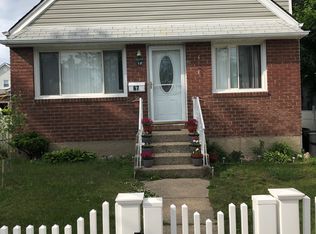 67 Saint Johns Ave, Valley Stream, NY 11580