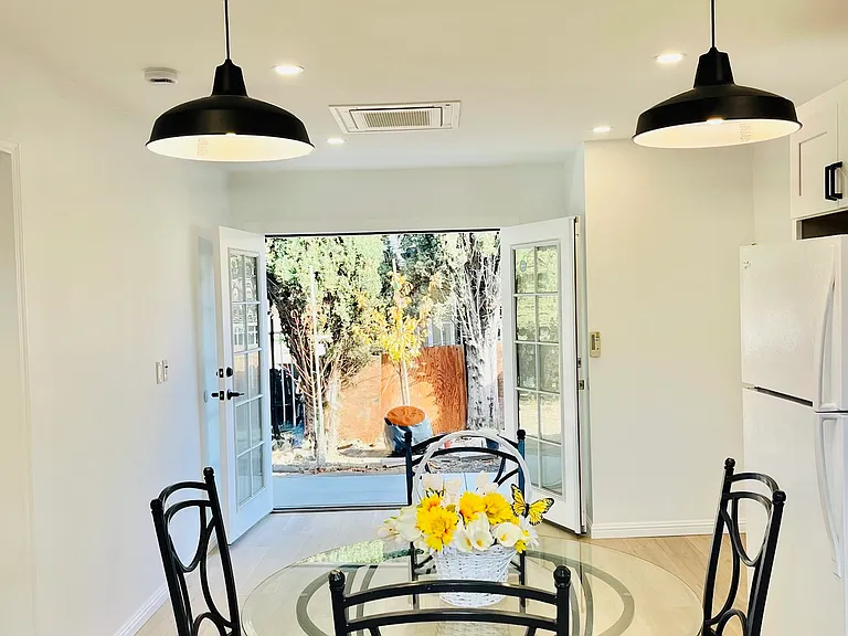 Dining room - looking out to the garden