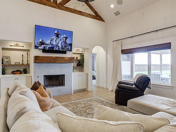 2nd image of 705 Cotton Creek Farms Cir