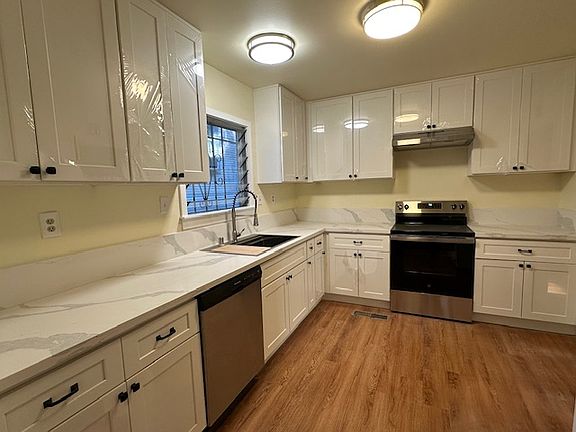 2nd image of 1817 V St