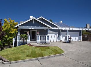 401 Via Gigi St, Petaluma, CA 94952