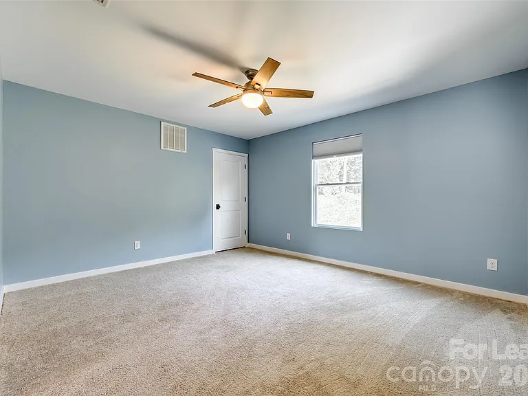 440 Battery Cir — Photo 22