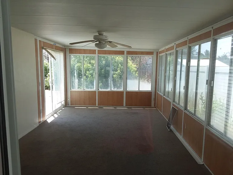 520 N Cambridge St — Photo 5