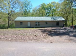 50 Woodland Hills Dr, Scotts Hill, TN 38374