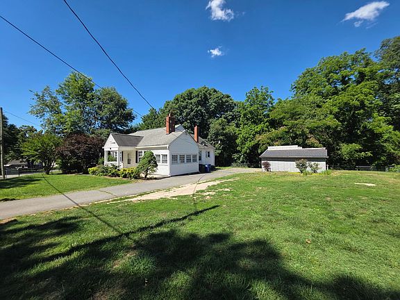 2nd image of 4016 Reich St