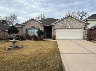 218 Maple Ln, Conroe, TX 77304