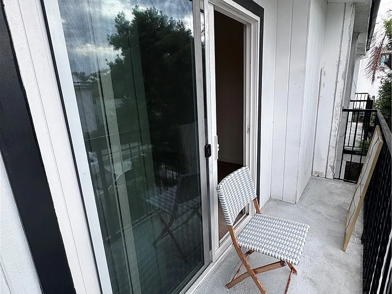 40 S Venice Blvd #2 — Photo 26