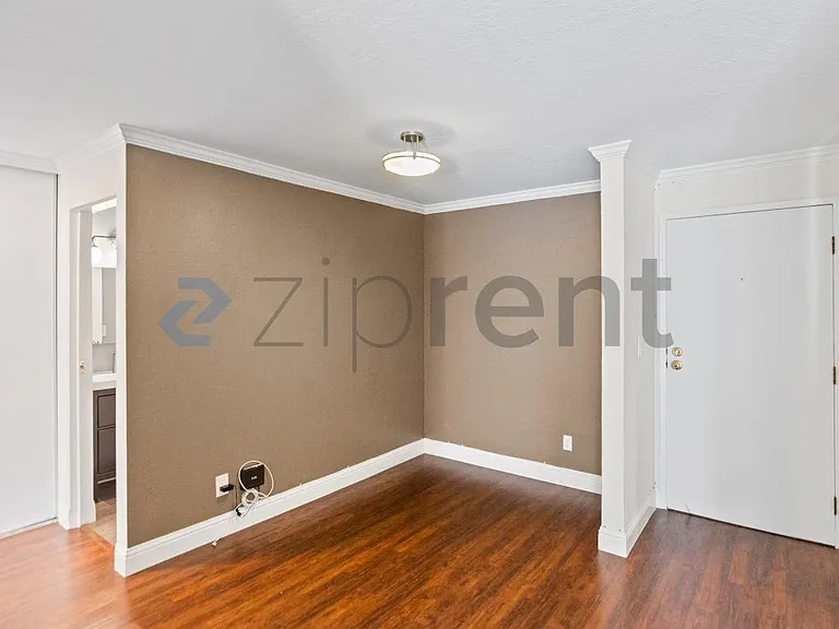 2005 Pleasant Valley Ave #217 — Photo 15