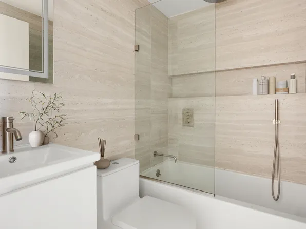 106 Jefferson Avenue image 7 of 10