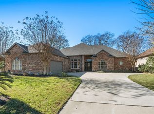 118 Hillsborough Dr W, Montgomery, TX 77356