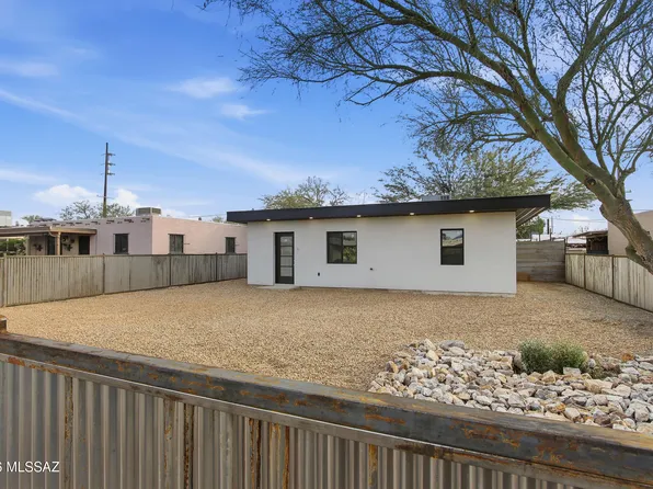 2208 E 19th St, Tucson, AZ 85719