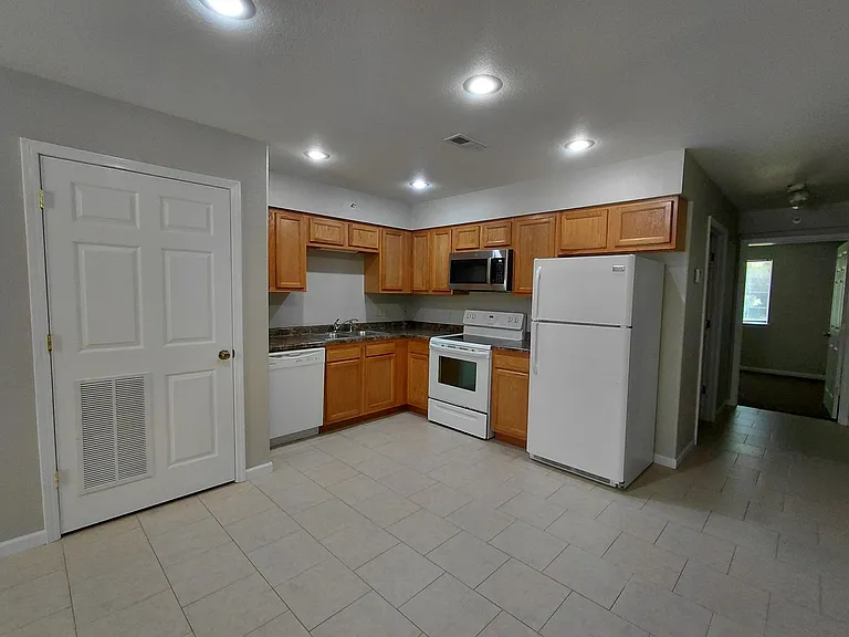 116 Booker Rd — Photo 6
