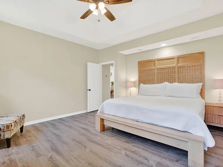 6781 Veronica Ct — Photo 13