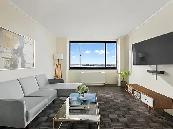 377 Rector Pl APT 10A, New York, NY 10280