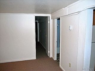 3rd image of 32 Forest Ave